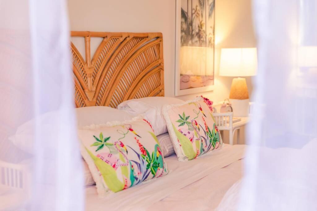 Apartment The Coconut Crib- Waterfront Burleigh